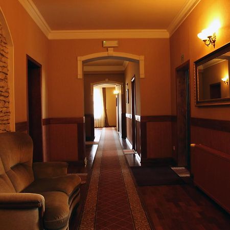 Hotel Staromiejski Краснистав Екстериор снимка