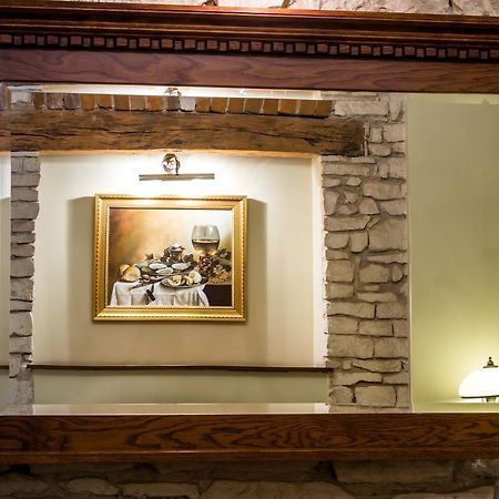 Hotel Staromiejski Краснистав Екстериор снимка